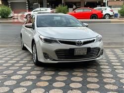 تويوتا أفالون